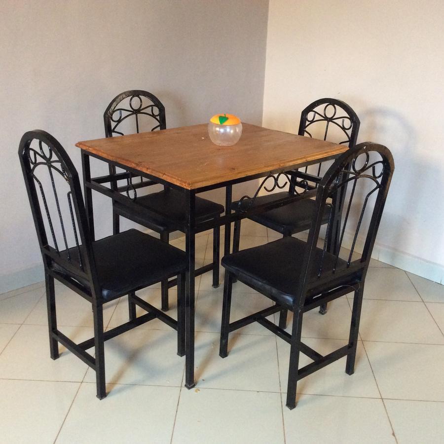 Anmut Hostel Lushoto Ngoại thất bức ảnh
